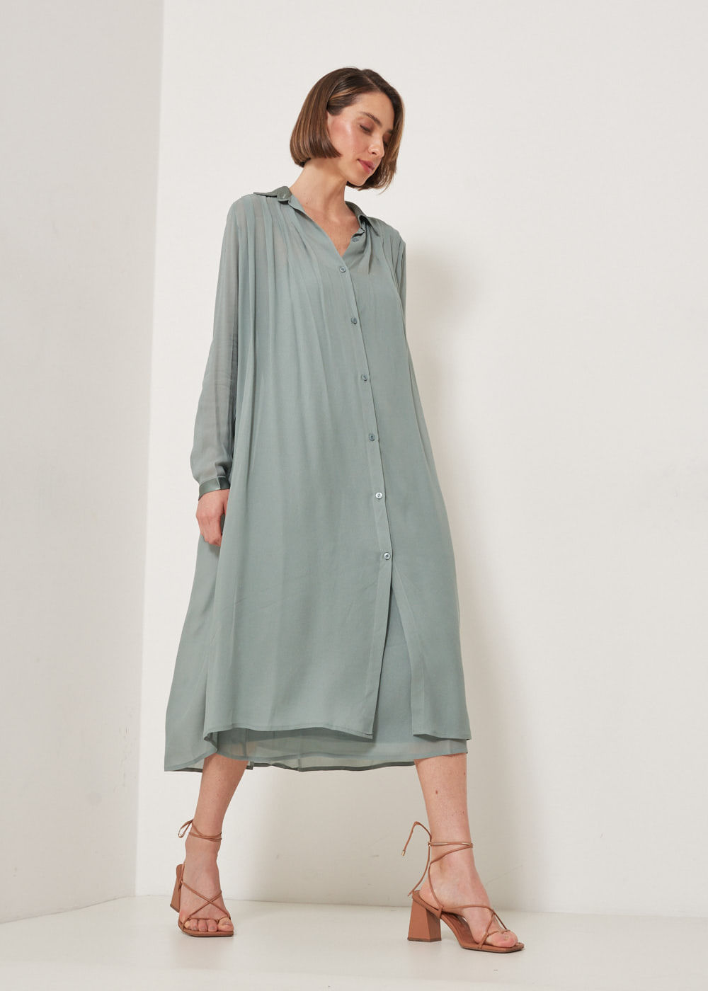 53.10.3301SLV VESTIDO MIDI COM PREGAS