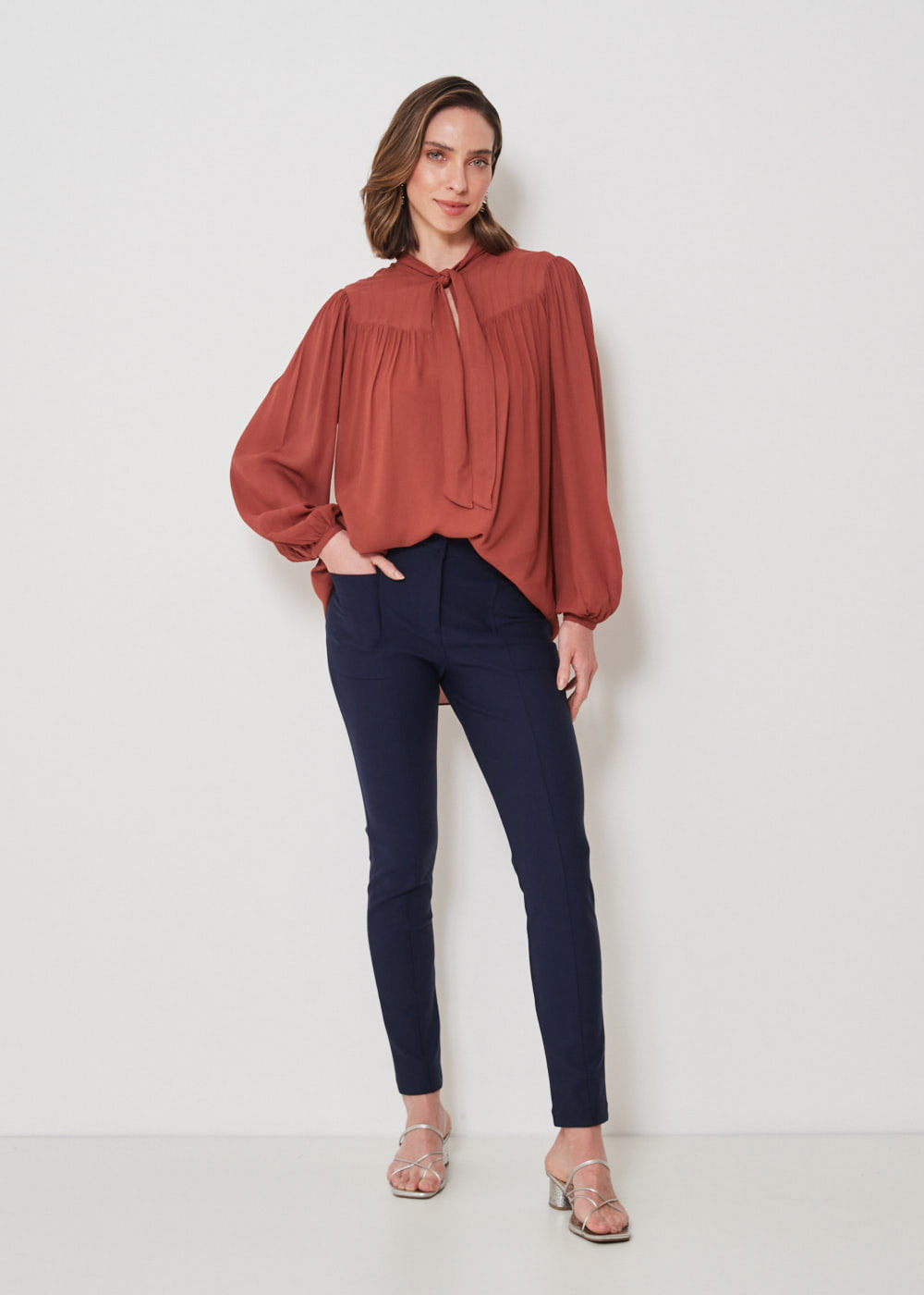 62.20.3301MAR CALÇA LEGGING EM MALHA COM BOLSOS