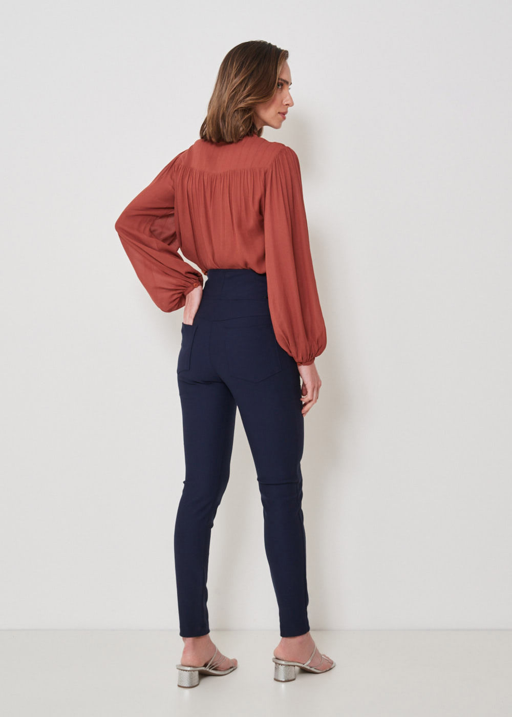 62.20.3301MAR CALÇA LEGGING EM MALHA COM BOLSOS