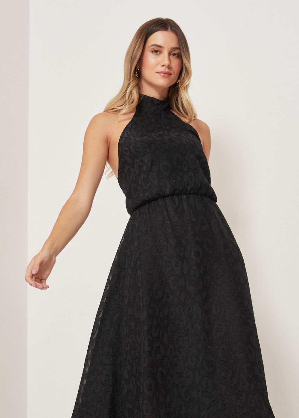 53.41.3301PTO VESTIDO MIDI HALTER NECK JACQUARD