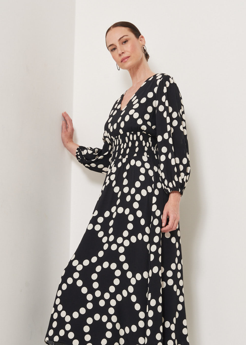 53.23.3309EST VESTIDO MIDI MANGA 7/8 ESTAMPA POLKA DOTS