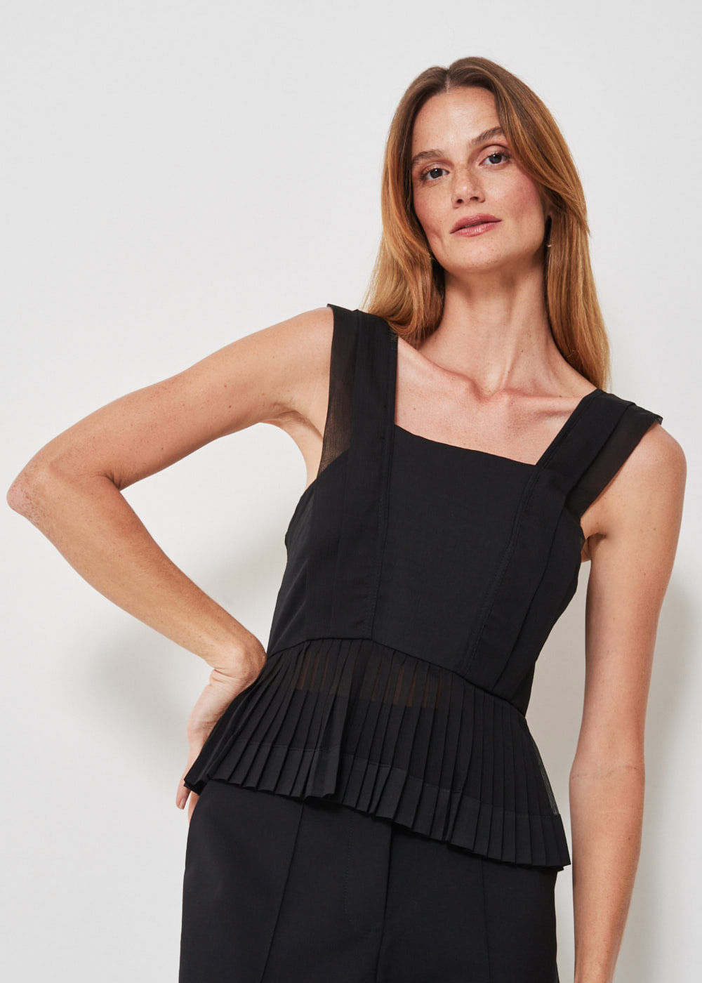 29.60.3302PTO CROPPED LISO  PLISSADO- HIGHLINE