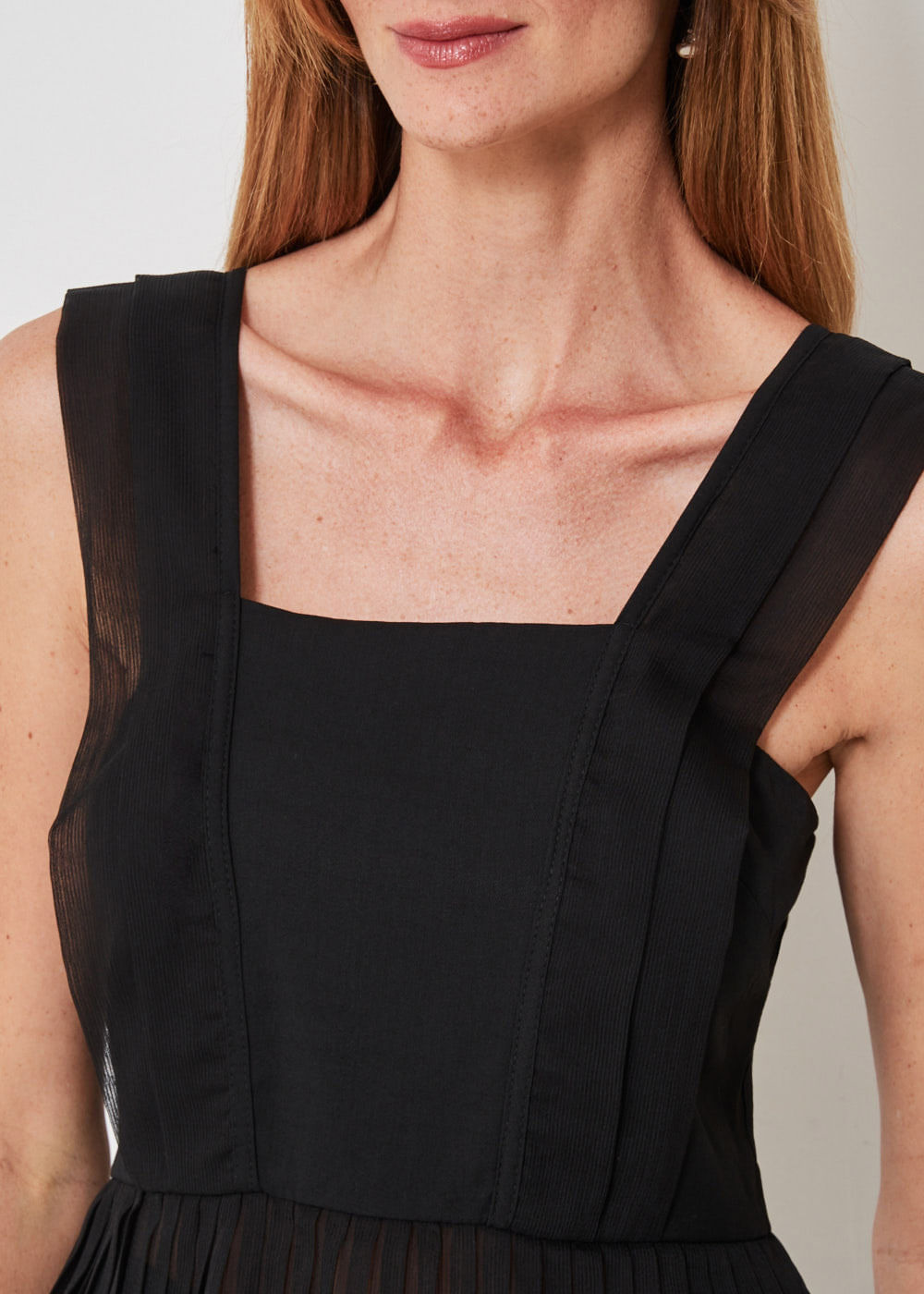 29.60.3302PTO CROPPED LISO  PLISSADO- HIGHLINE