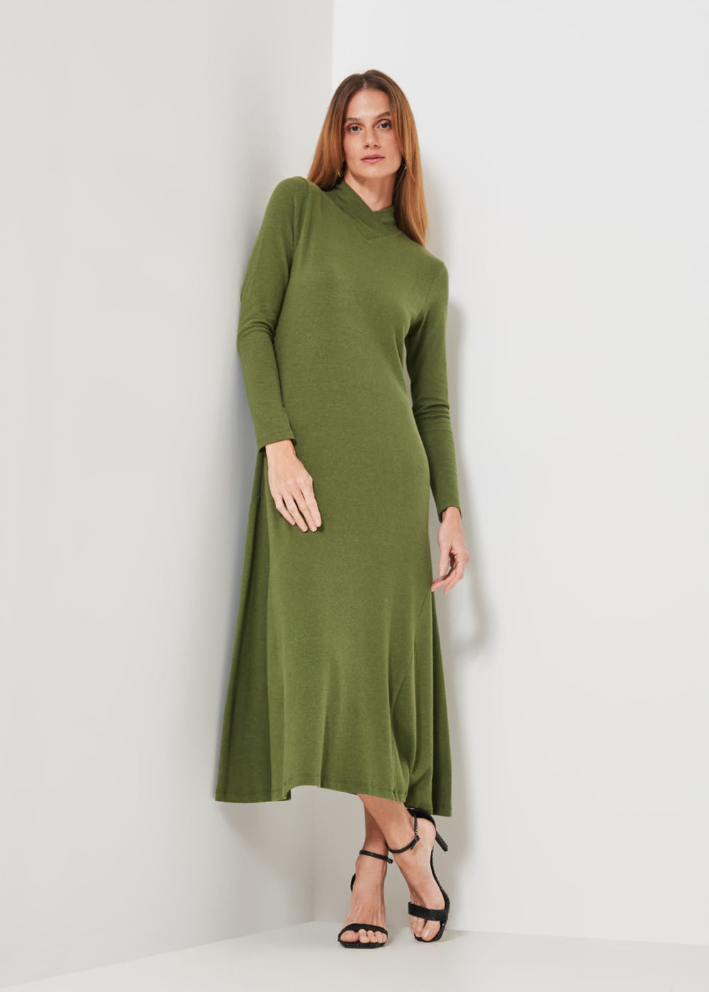 63.13.3301MSG VESTIDO MIDI DE MALHA GOLA TRANSPASSADA