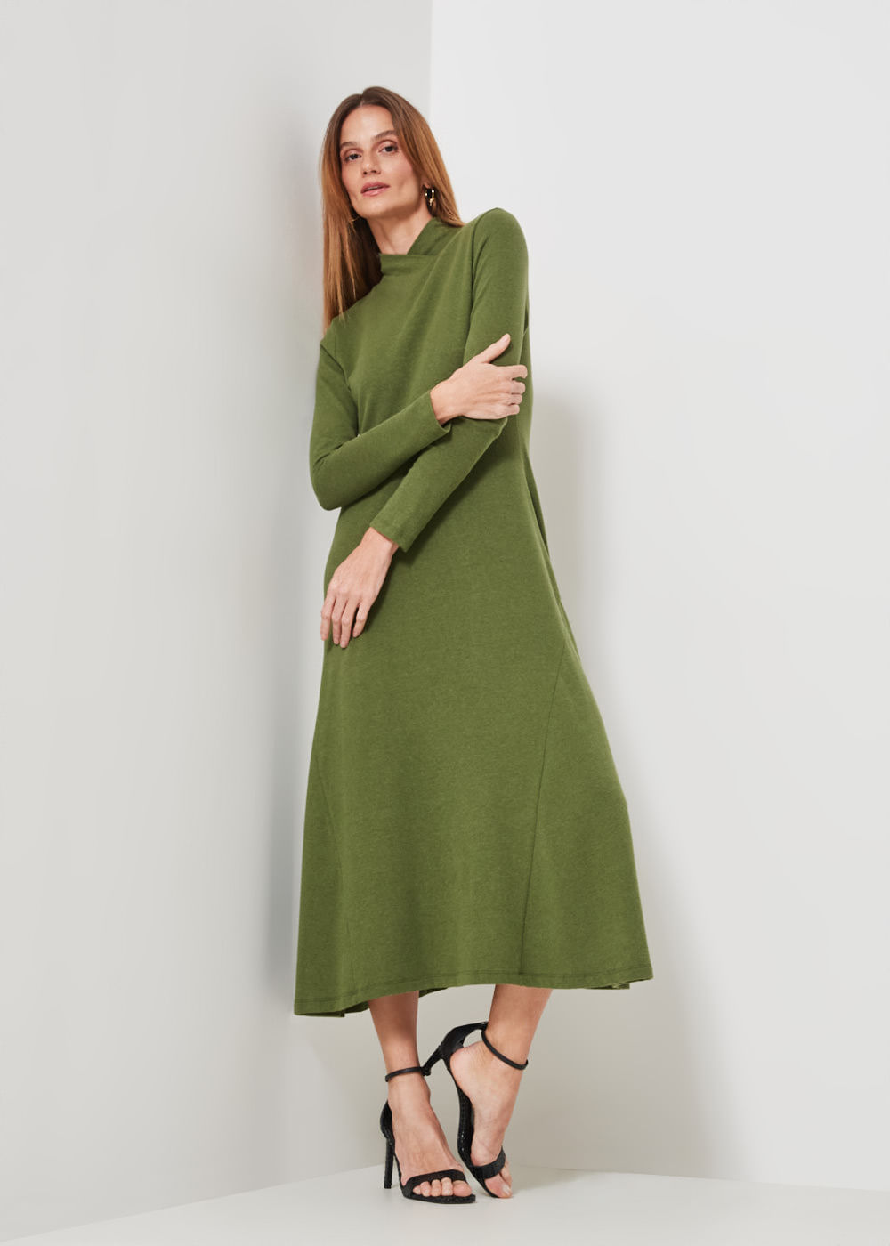 63.13.3301MSG VESTIDO MIDI DE MALHA GOLA TRANSPASSADA