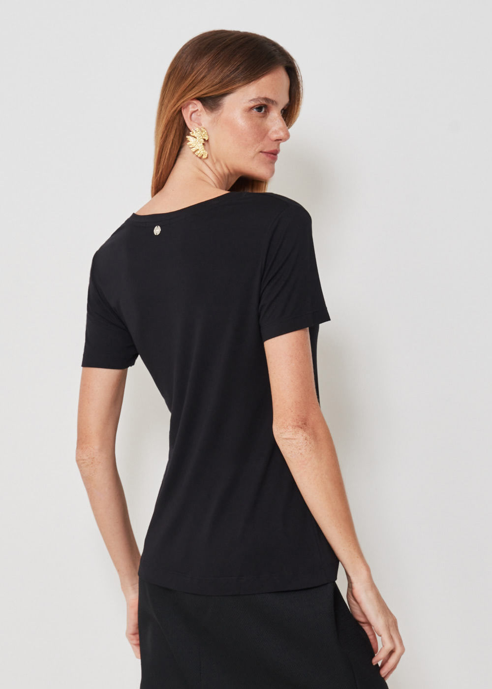 67.10.3301PTO T-SHIRT MALHA BÁSICA DECOTE V