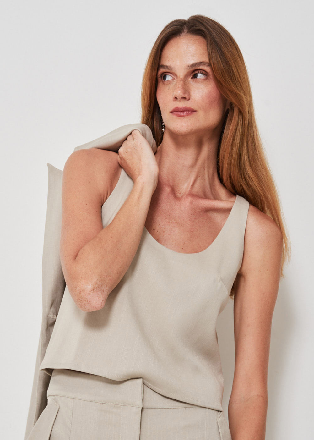 28.40.3302ARE REGATA NADADOR DECOTE U