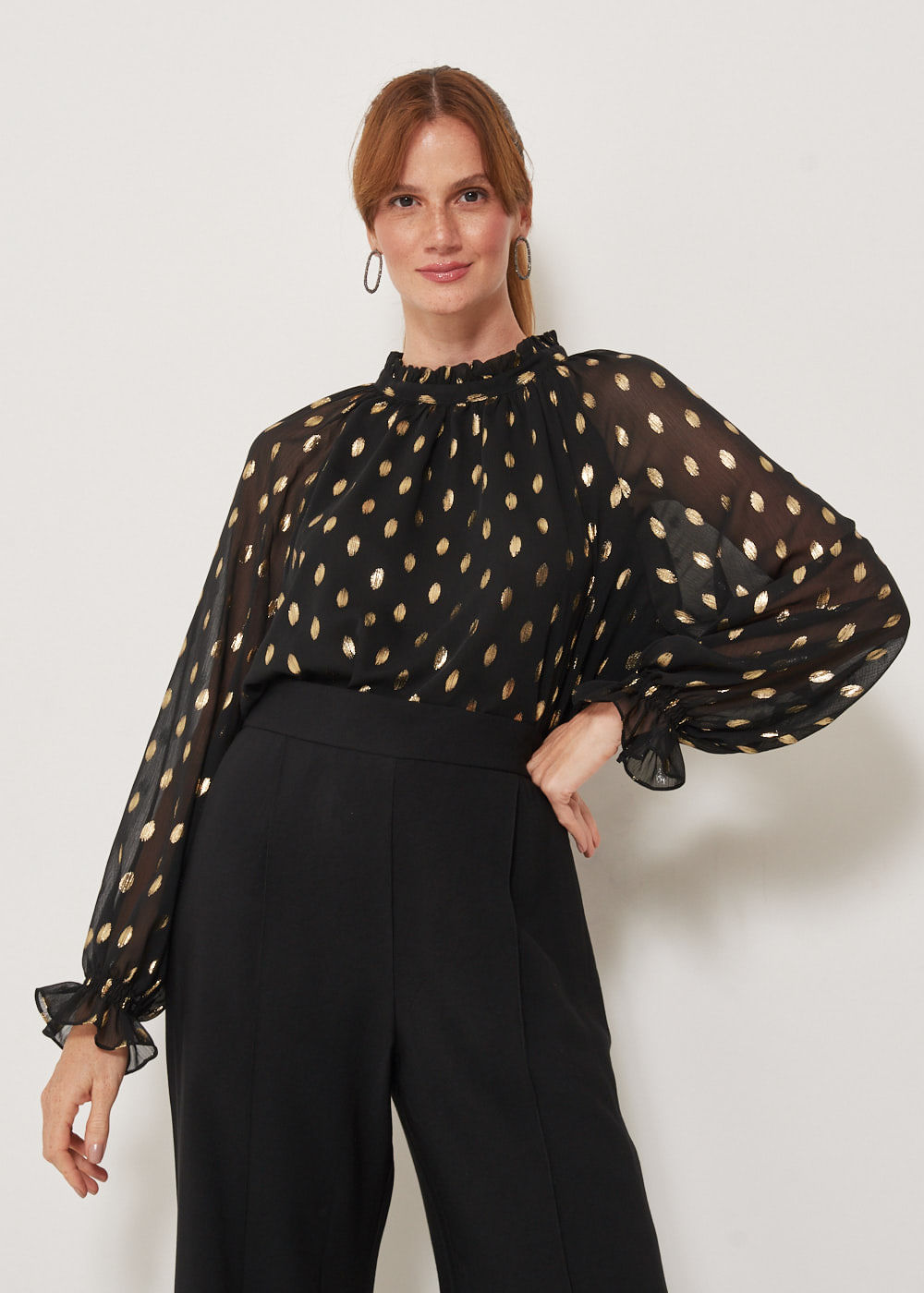 56.40.3303PTO BLUSA M/L BABADO COM GOLA