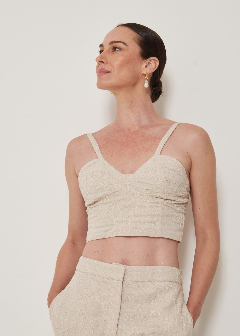 59.60.3306ARE TOP CROPPED LINHO BORDADO