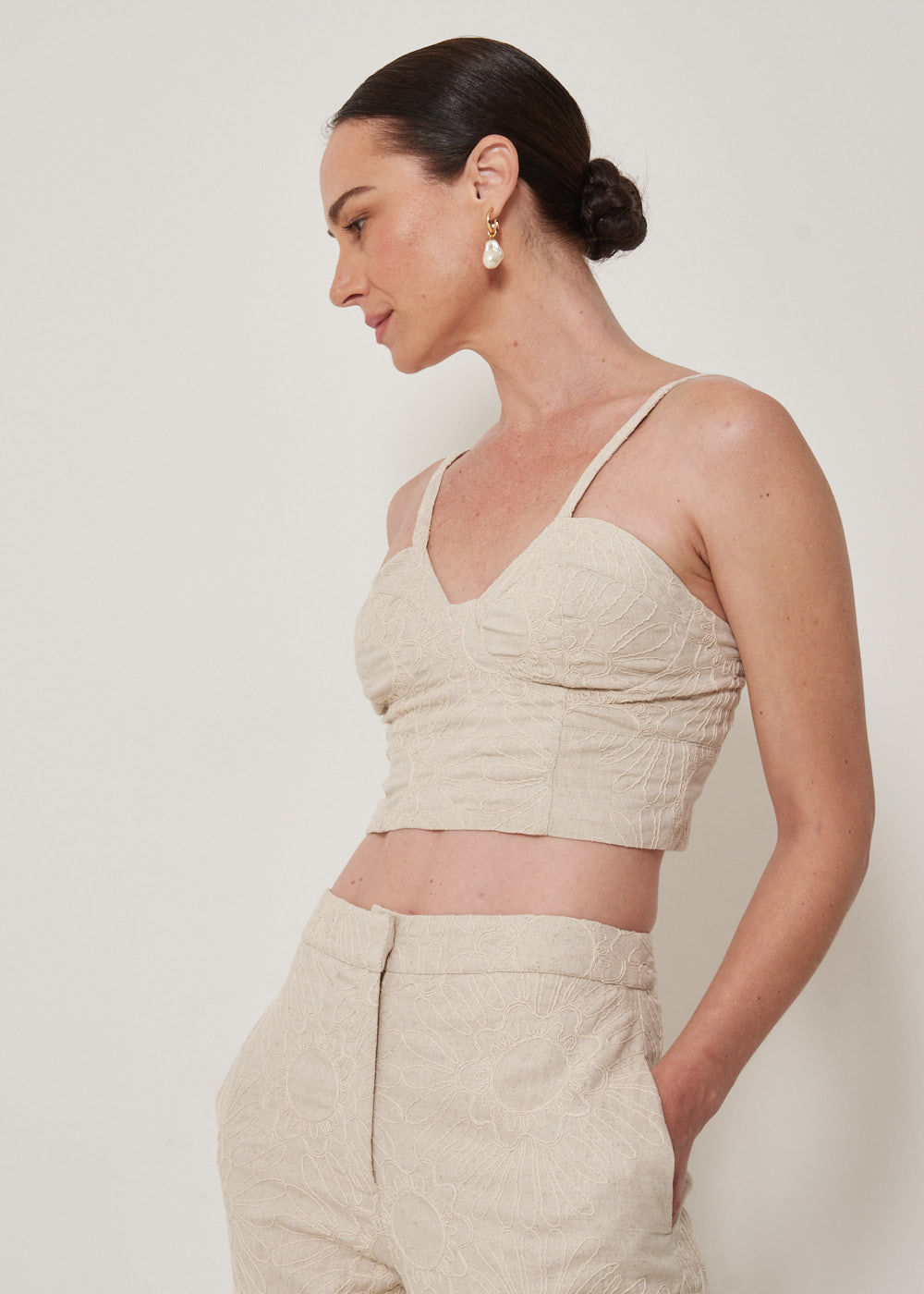 59.60.3306ARE TOP CROPPED LINHO BORDADO