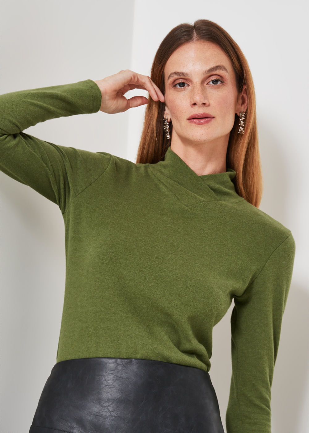 66.40.3301MSG BLUSA DE MALHA GOLA TRANSPASSADA