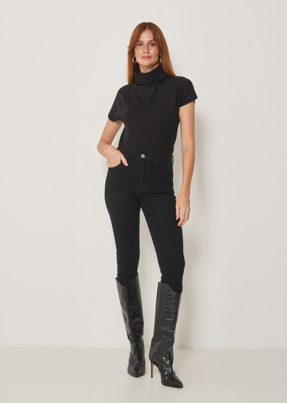 12.70.3301PTO CALÇA SKINNY SARJA PREMIUM