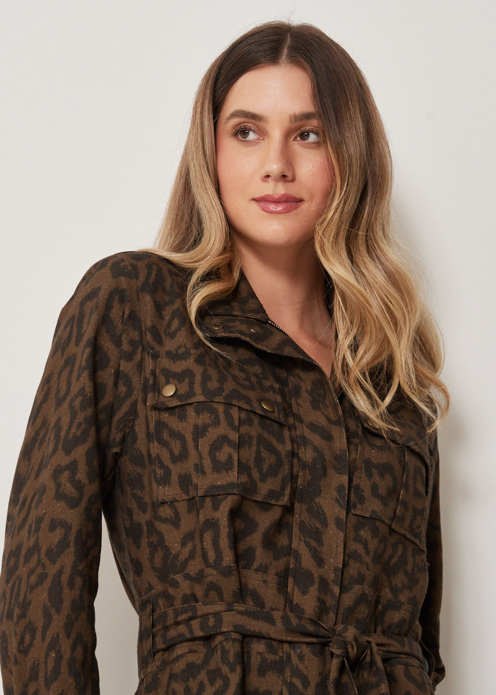 51.30.3304EST JAQUETA COM AMARRAÇÃO ESTAMPA WILD SKIN