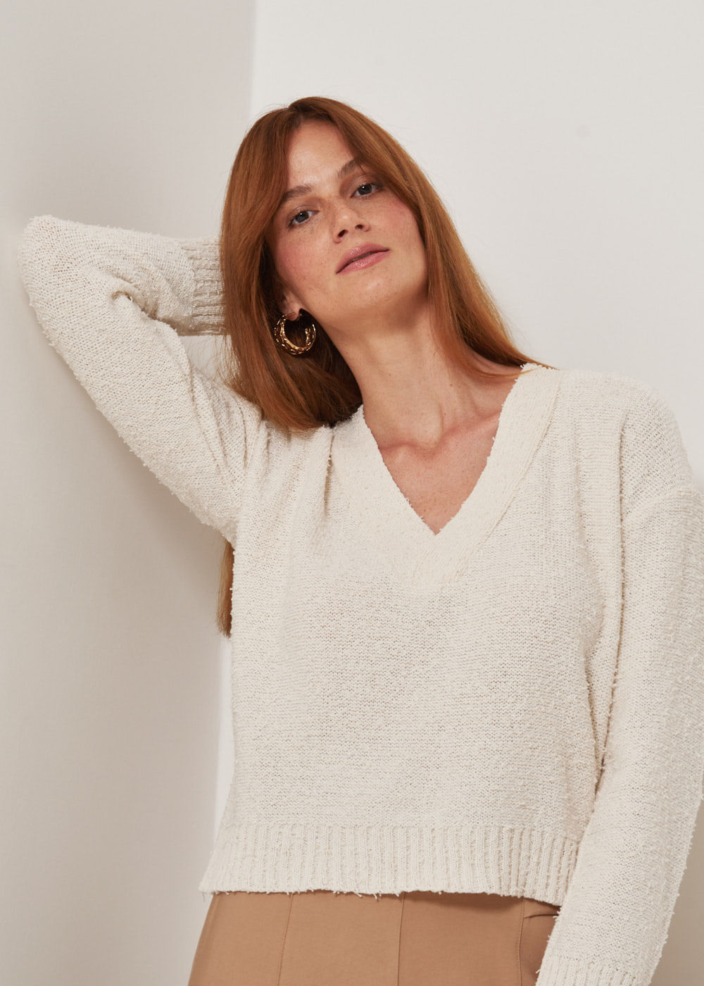 46.40.3306OFW BLUSA DECOTE V PONTO POP ROCK