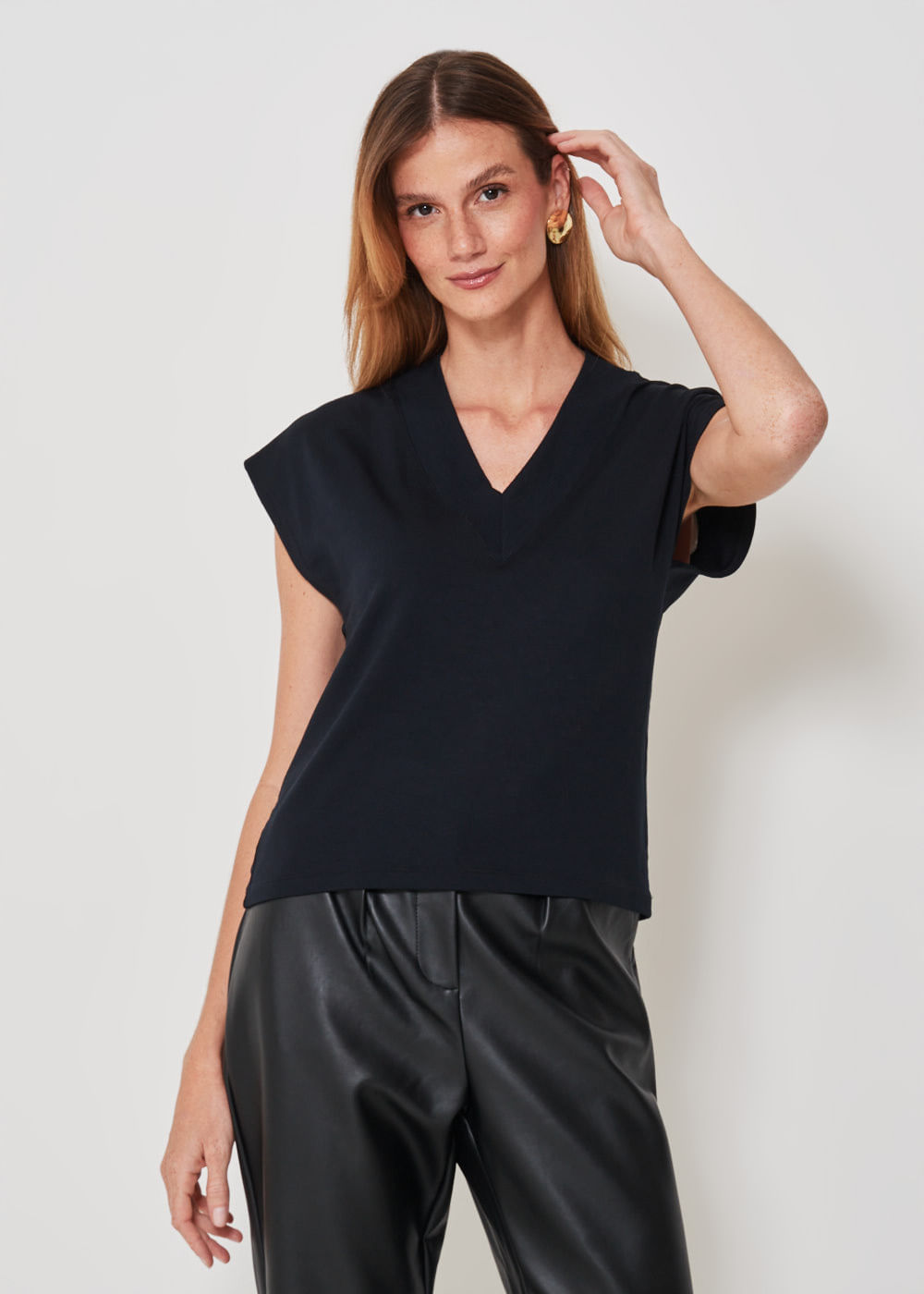 67.40.3306PTO BLUSA M/C GOLA V EM RIBANA
