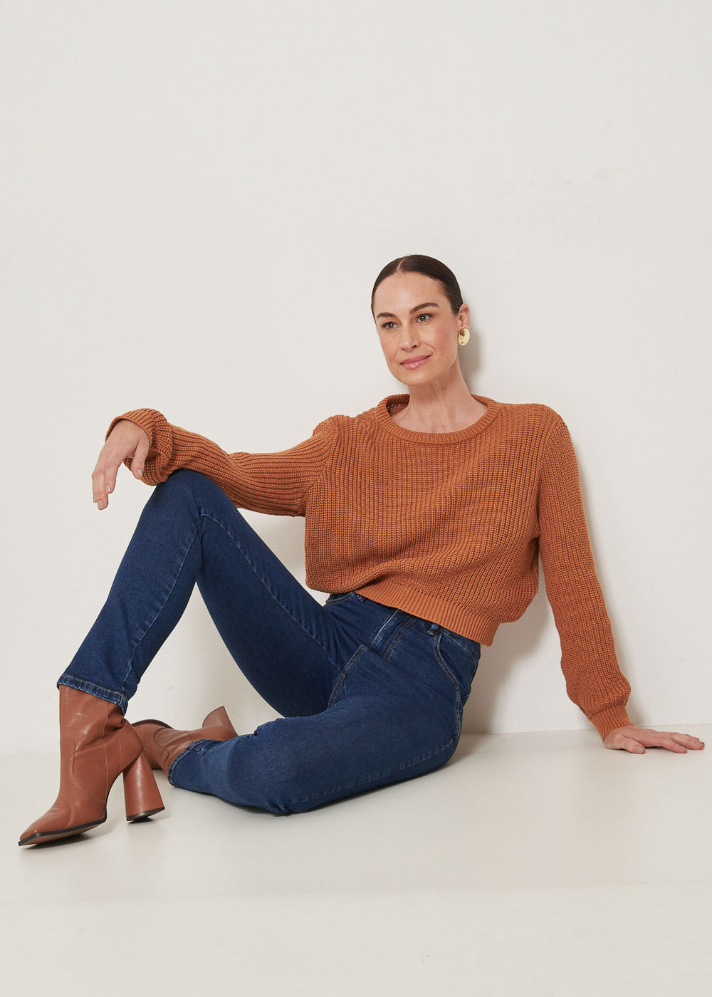 12.20.3304AMA CALÇA SKINNY BOLSOS ASSIMETRICOS