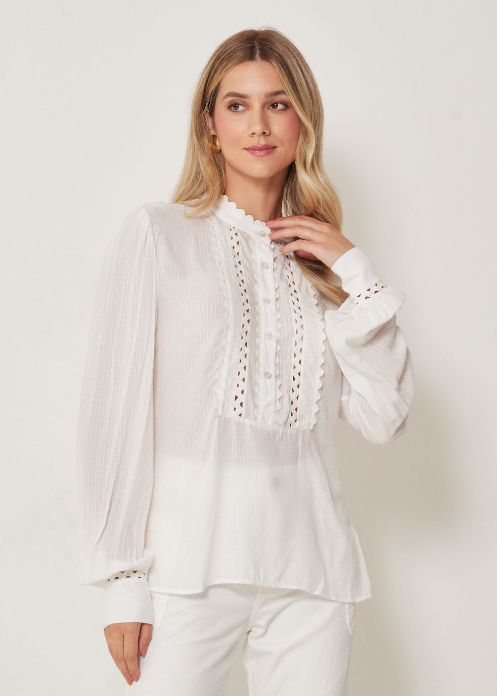 56.40.3306OFW BLUSA MANGA LONGA DETALHE SIANINHA