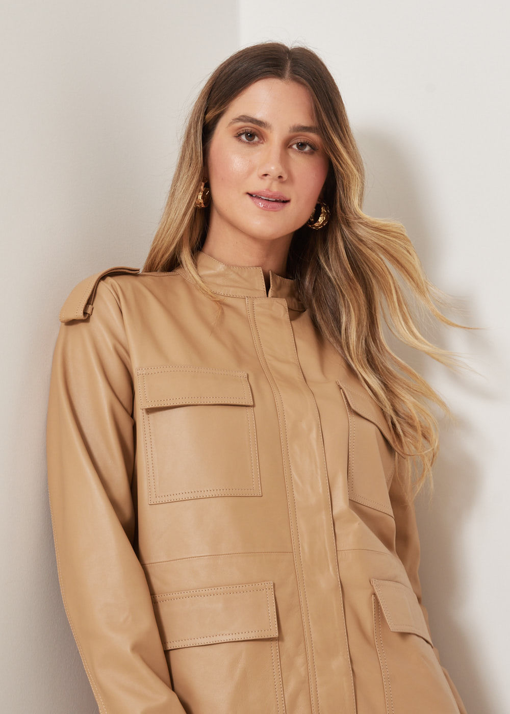 31.40.3303ARE PARKA DE COURO COM BOLSOS  - HIGHLINE