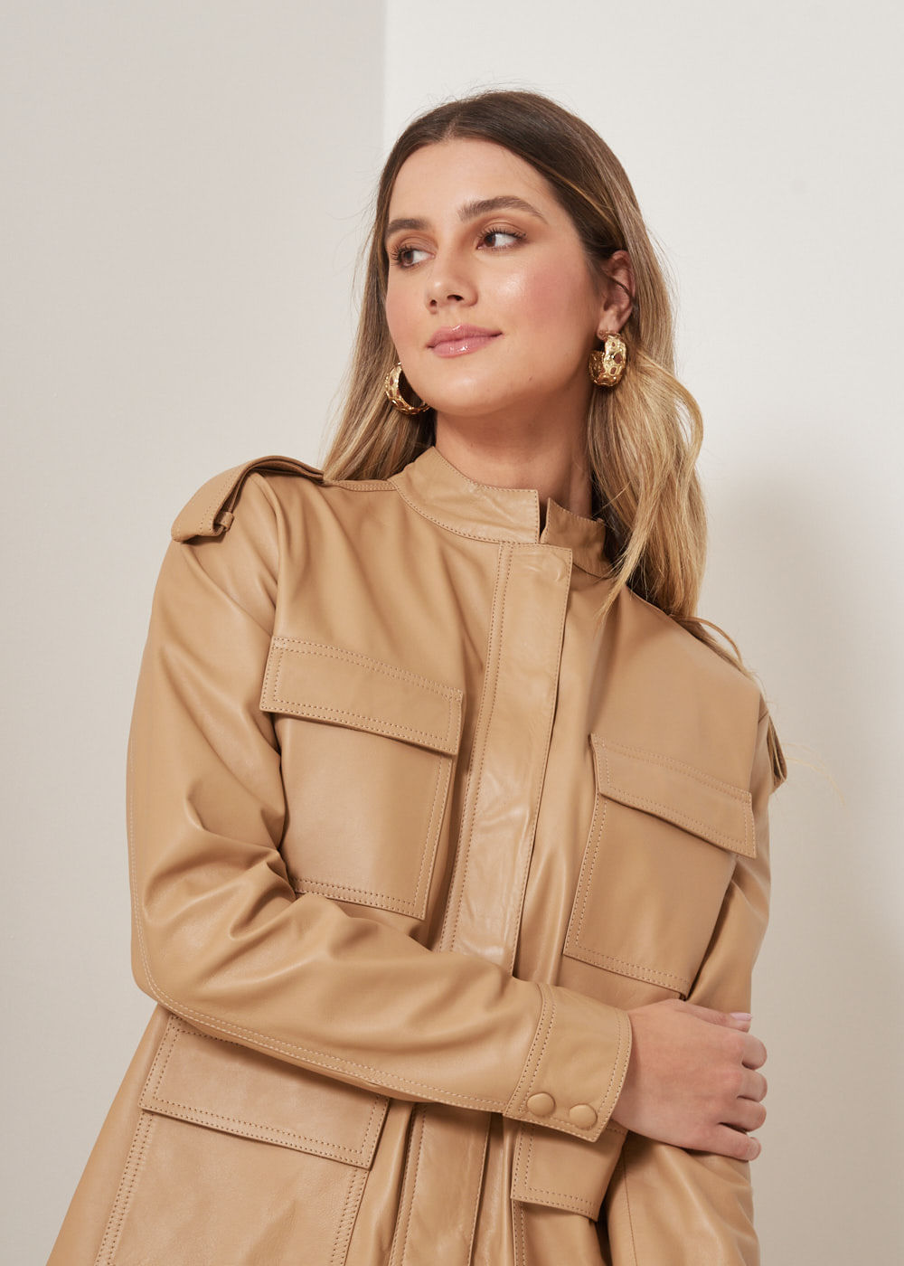 31.40.3303ARE PARKA DE COURO COM BOLSOS  - HIGHLINE