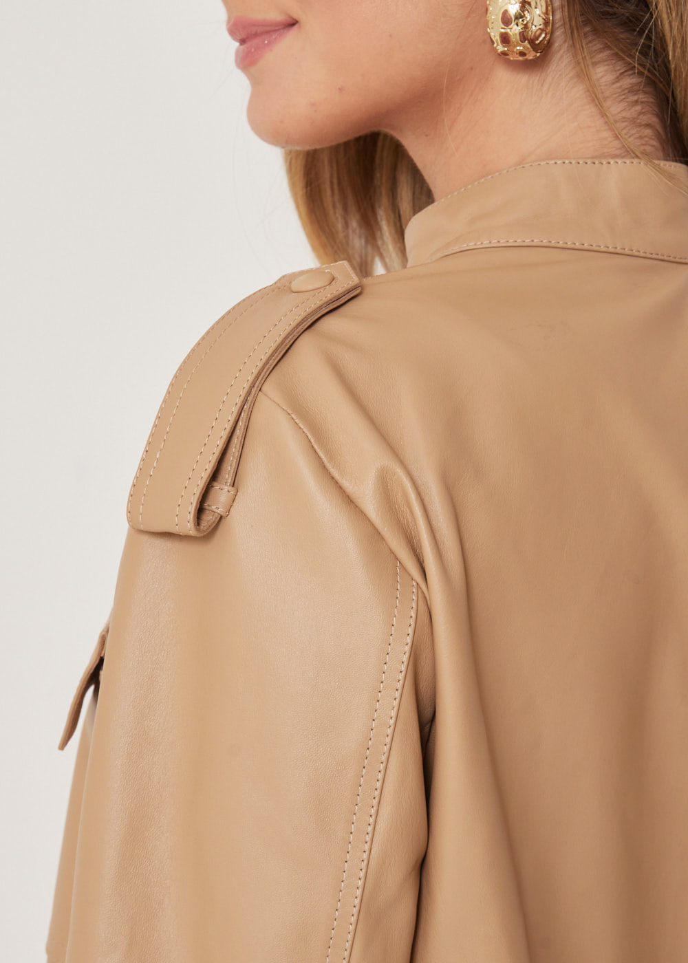 31.40.3303ARE PARKA DE COURO COM BOLSOS  - HIGHLINE