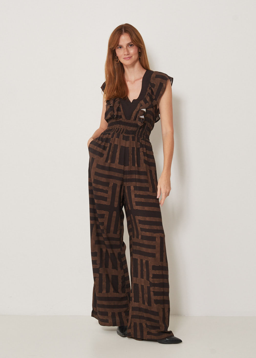 53.81.3302CVO MACACÃO PANTALONA ESTAMPA AMBLER