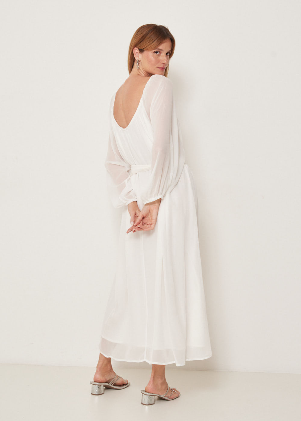 53.12.3208OFW VESTIDO MIDI OMBRO A OMBRO