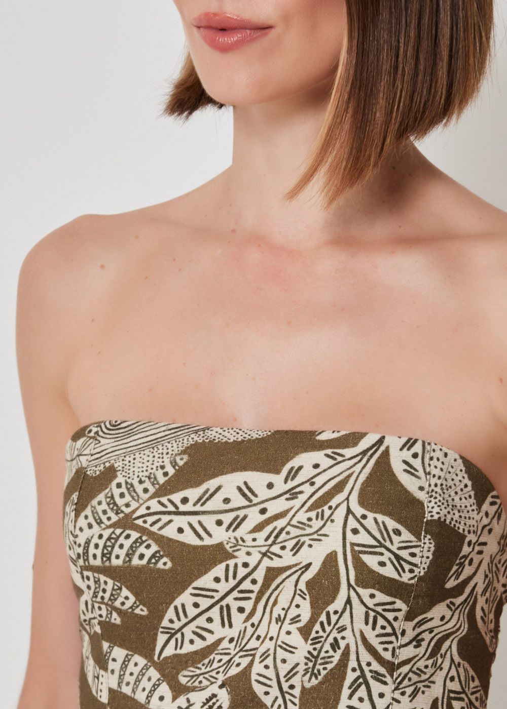 59.60.3416EST TOP CROPPED LASTEX ESTAMPA COQUEIRO TRIBAL