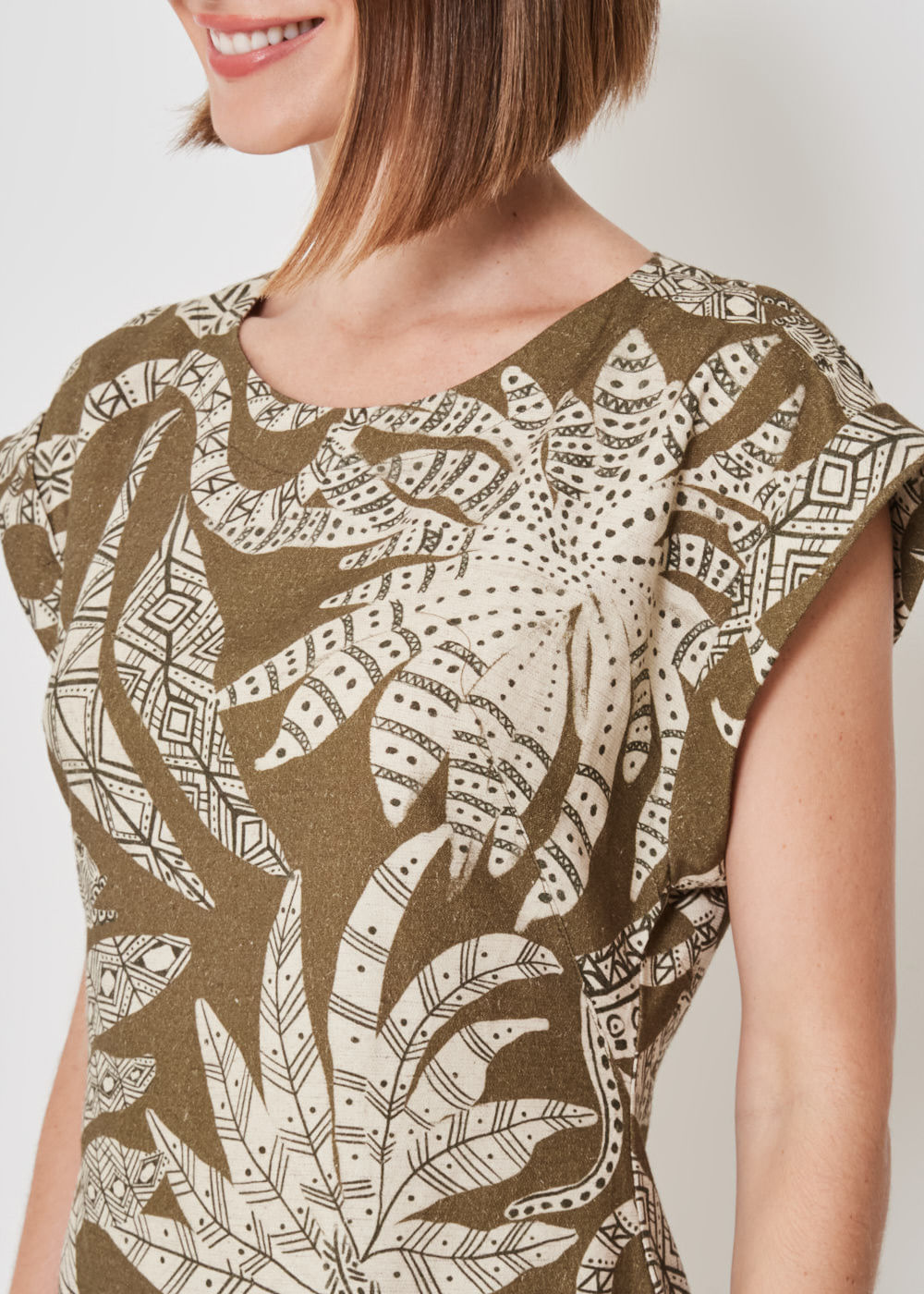 53.22.3410EST VESTIDO CURTO M/C ESTAMPA COQUEIRO TRIBAL