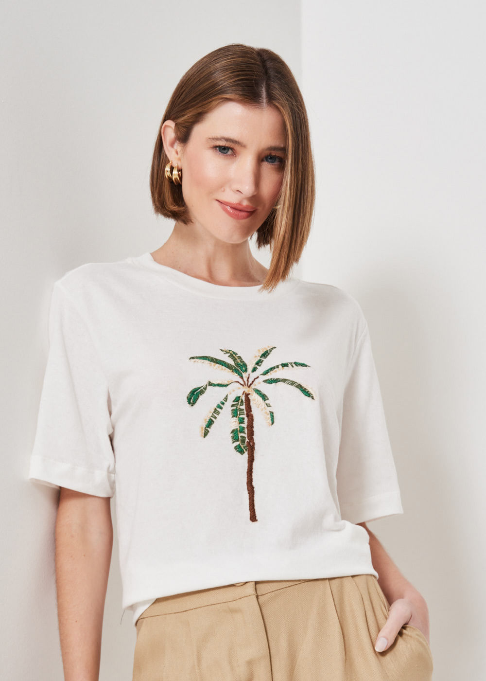 67.41.3402OFW T-SHIRT MALHA BORDADO COQUEIRO