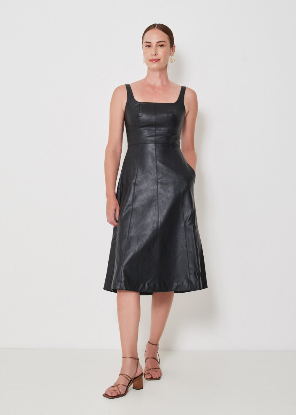 33.10.3403PTO VESTIDO MIDI EVASÊ COURO SINTÉTICO