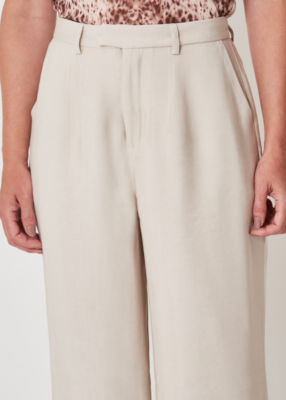 22.23.3406ARE CALÇA PANTALONA ALFAIATARIA FECHAMENTO INVISÍVEL