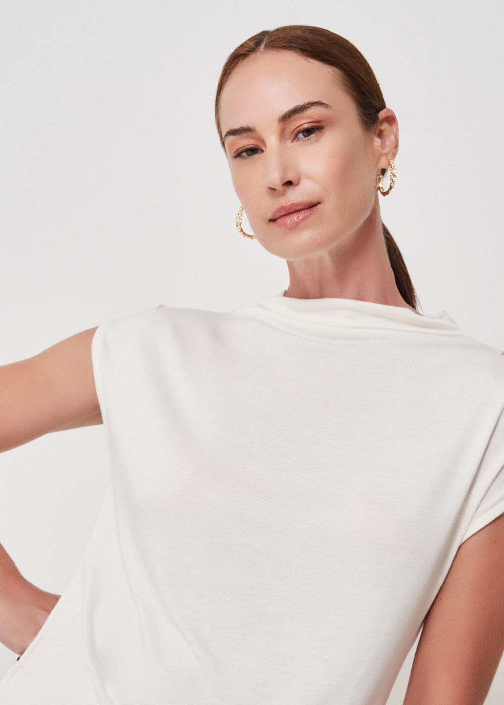 68.40.3402OFW REGATA MALHA OMBRO DRAPEADO