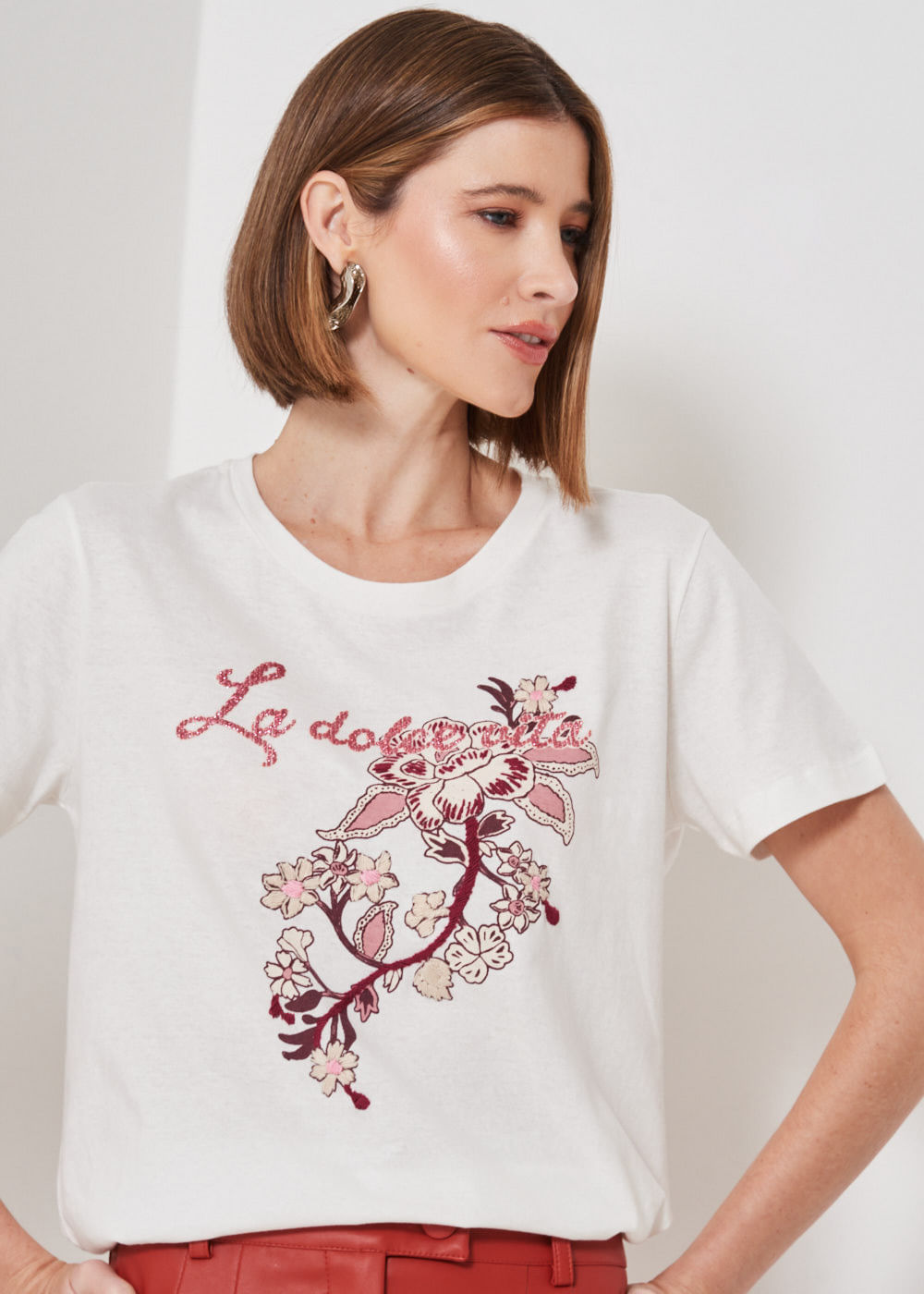 67.41.3404OFW T-SHIRT MALHA APLICAÇÃO LA DOLCE VITA