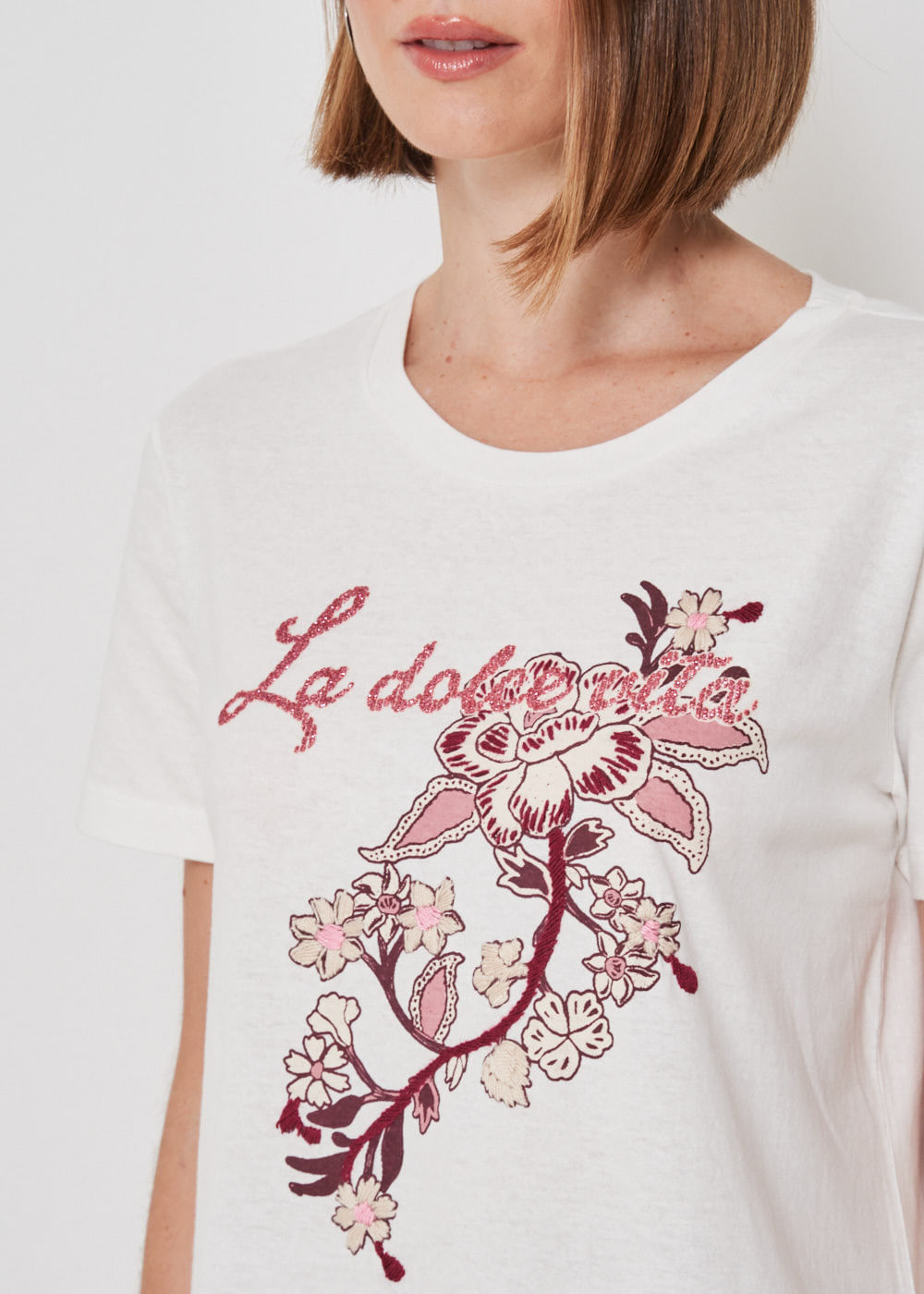 67.41.3404OFW T-SHIRT MALHA APLICAÇÃO LA DOLCE VITA