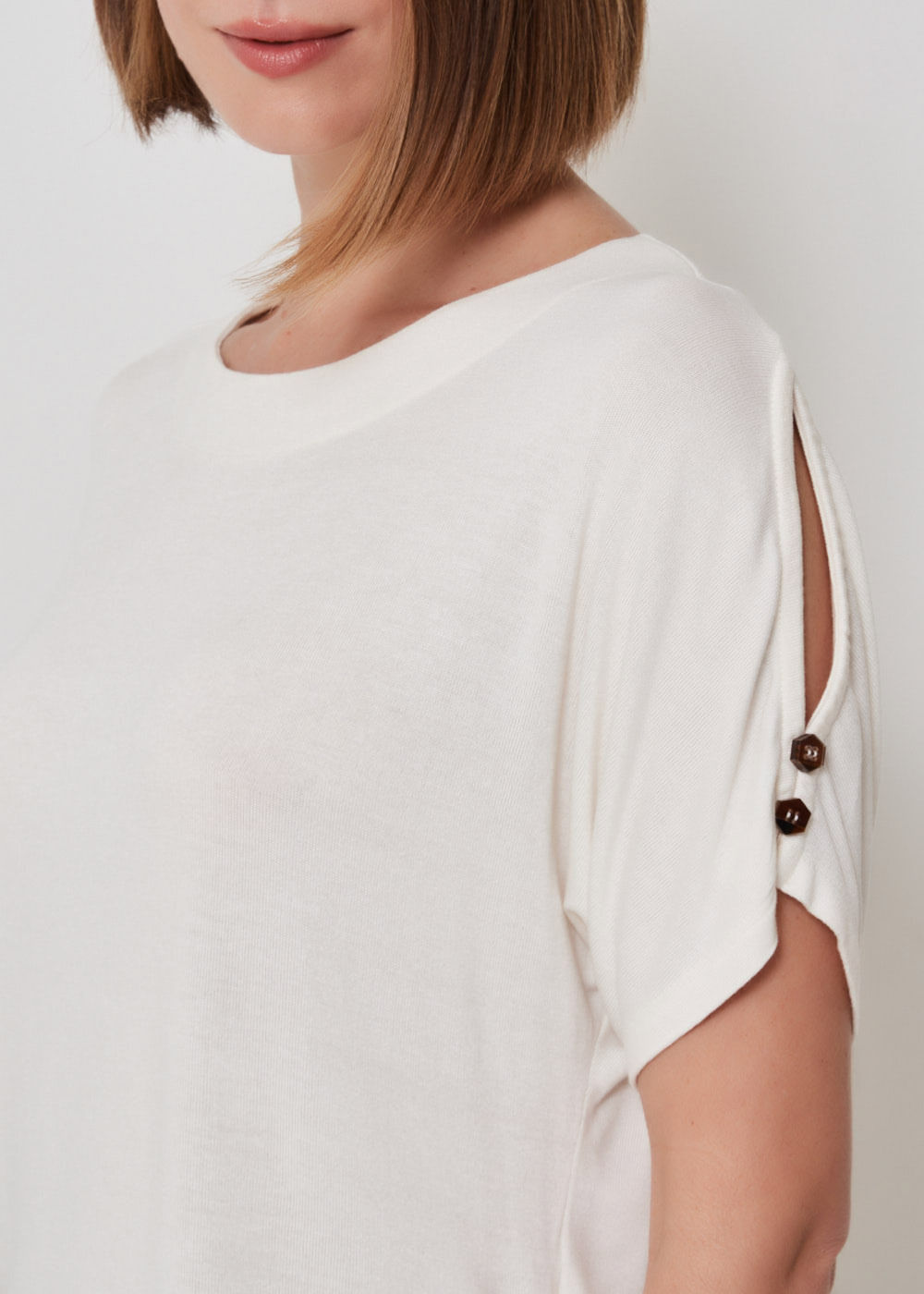 67.40.3401OFW BLUSA MALHA M/C GOLA CARECA