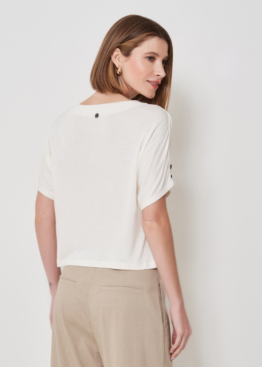 67.40.3401OFW BLUSA MALHA M/C GOLA CARECA