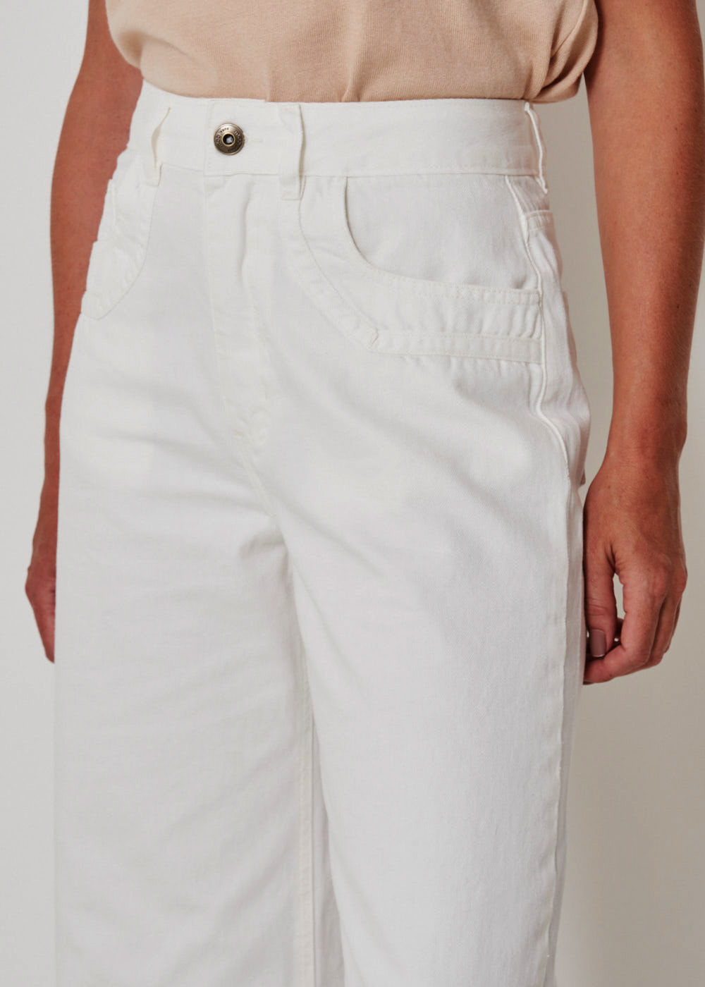 12.75.3401OFW CALÇA WIDE LEG SARJA DETALHE BOLSOS