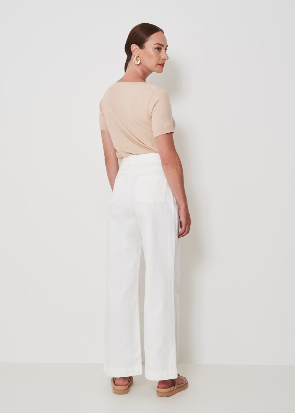 12.75.3401OFW CALÇA WIDE LEG SARJA DETALHE BOLSOS