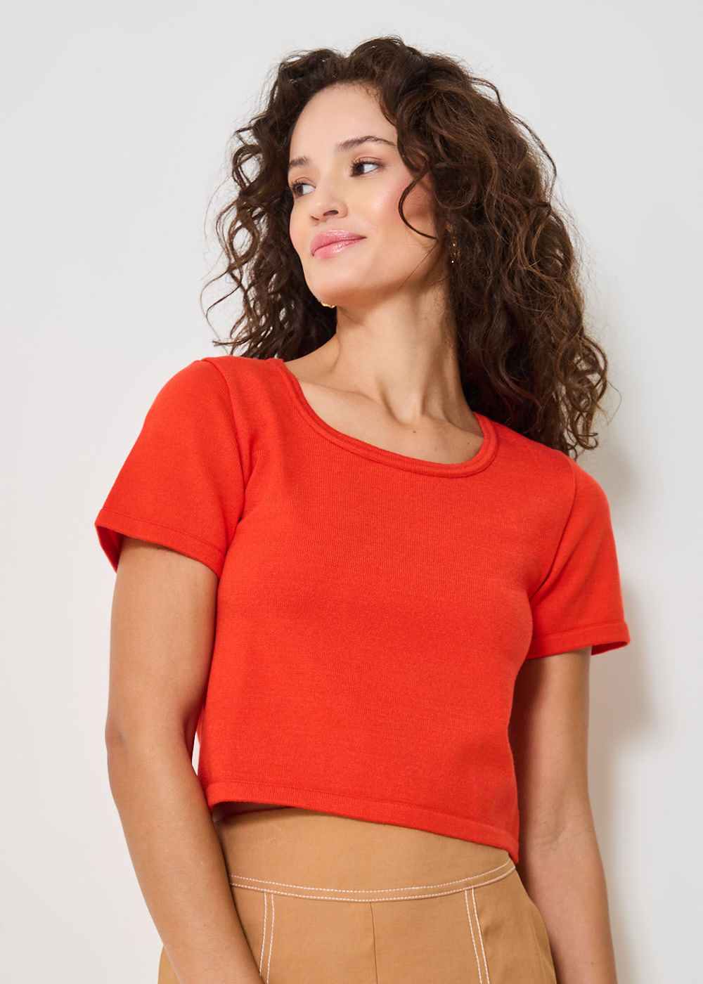 47.40.3404TMT BLUSA M/C DECOTE REDONDO TRICOT ESSENCIAL
