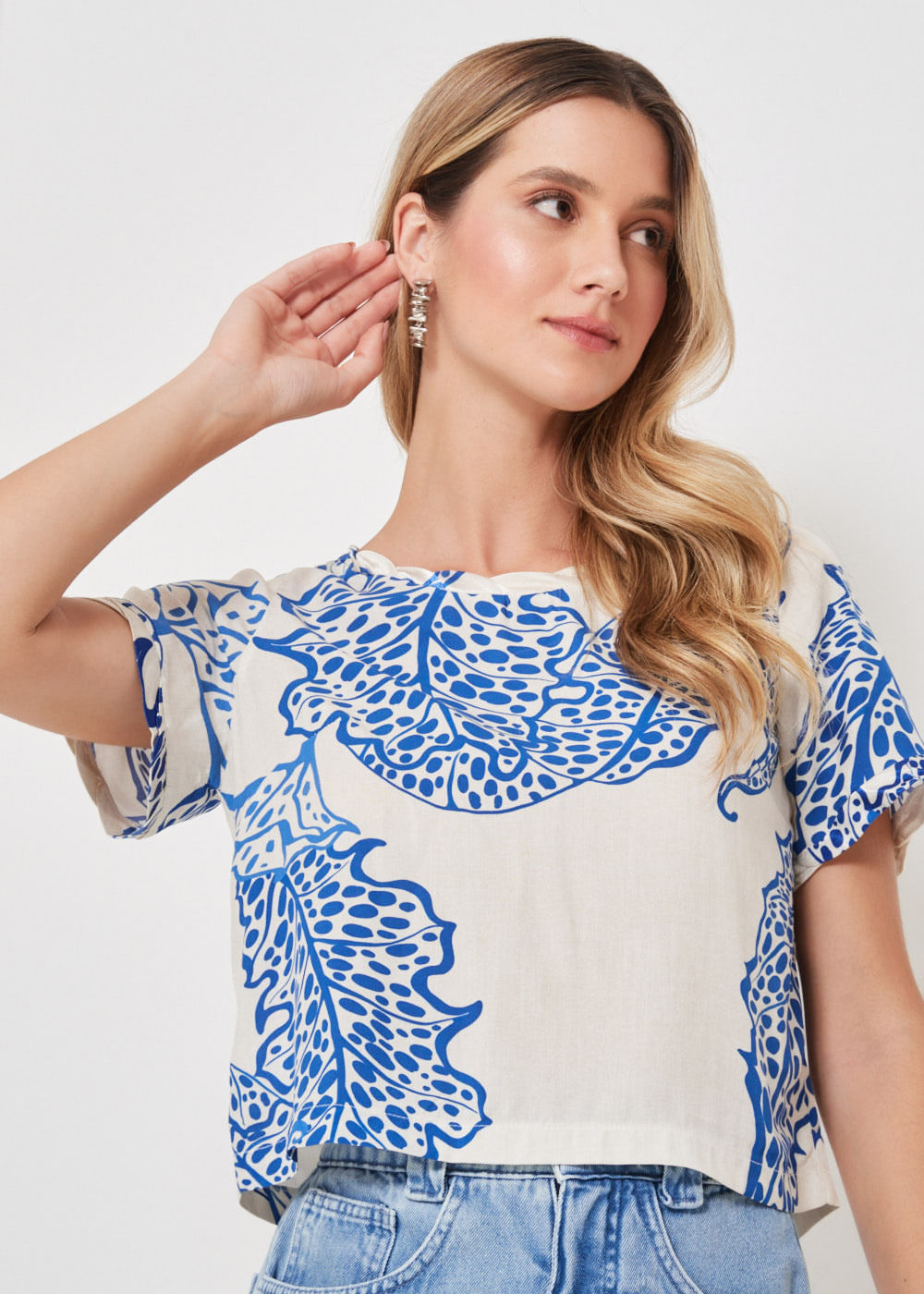 57.20.3407EST BLUSA M/C ESTAMPA ALGAS MARINHAS