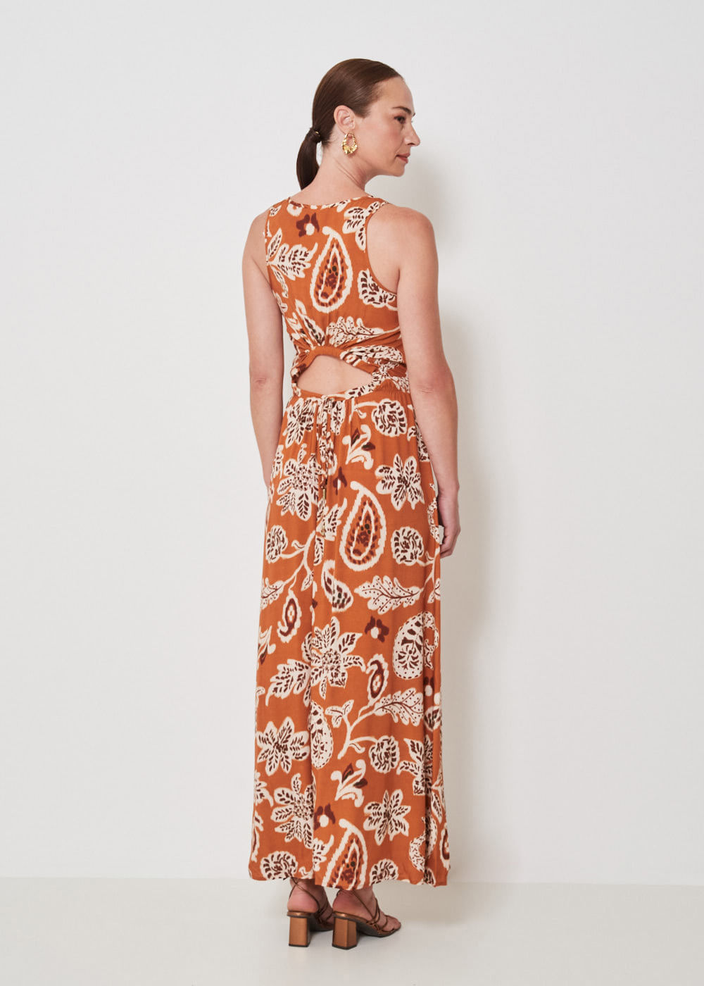 53.50.3403LAR VESTIDO LONGO VAZADO COSTAS ESTAMPA SUMMER PAISLEY