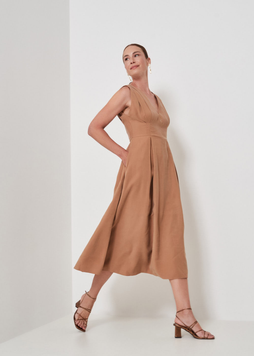 23.10.3401CHO VESTIDO MIDI ALFAIATADO C/ PREGAS