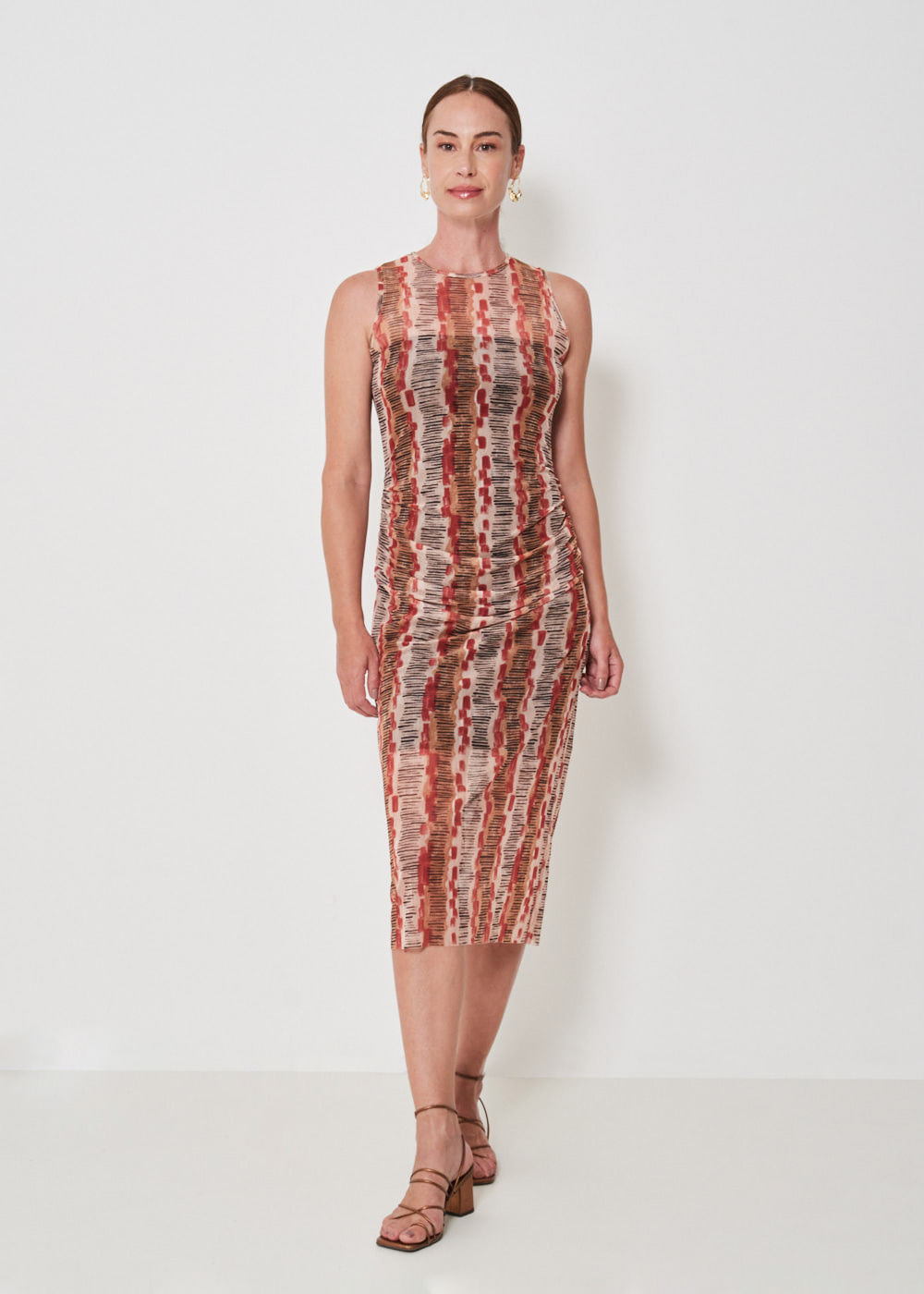 63.21.3402EST VESTIDO MIDI REGATA DE TULE ESTAMPA TRILHA