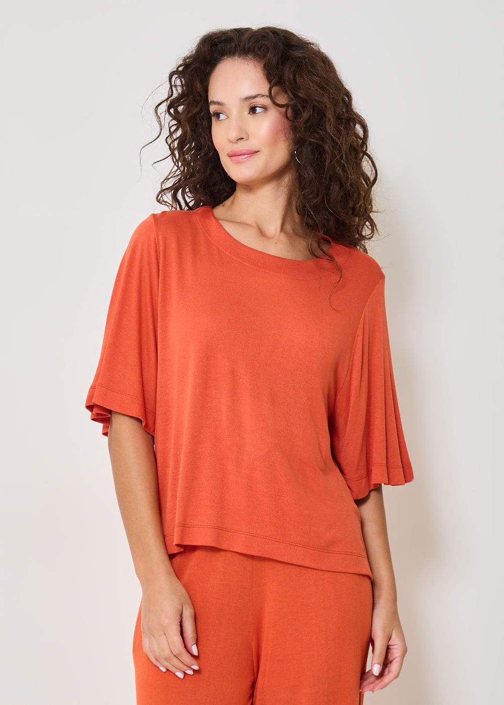 67.40.3403ABR BLUSA MALHA M/C GOLA CARECA