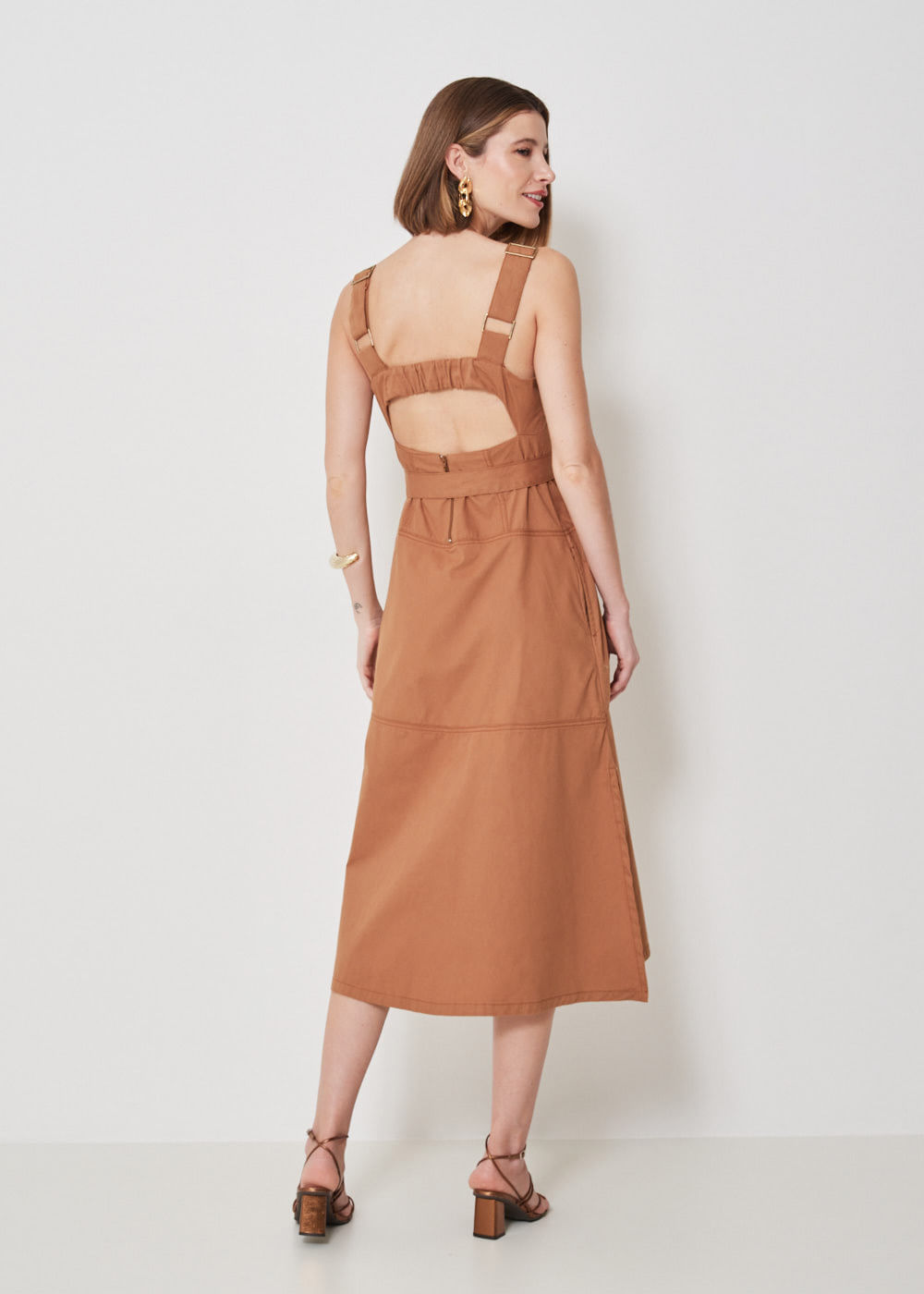 13.00.3401MDR VESTIDO MIDI SARJA DECOTE RETO