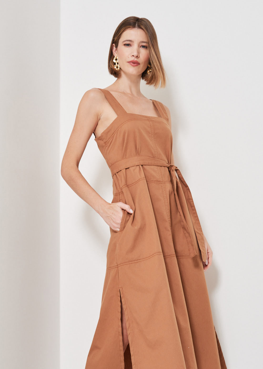 13.00.3401MDR VESTIDO MIDI SARJA DECOTE RETO