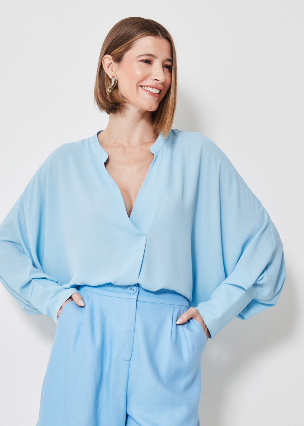 56.40.3404CEU BLUSA CHIFFON M/L GOLA PADRE