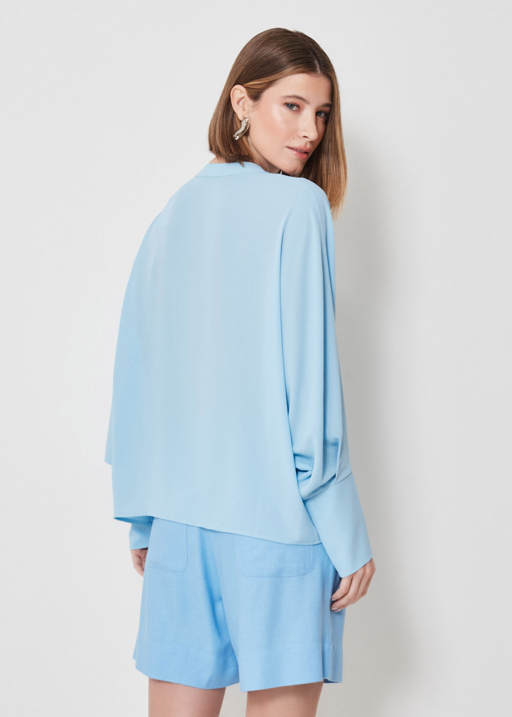 56.40.3404CEU BLUSA CHIFFON M/L GOLA PADRE
