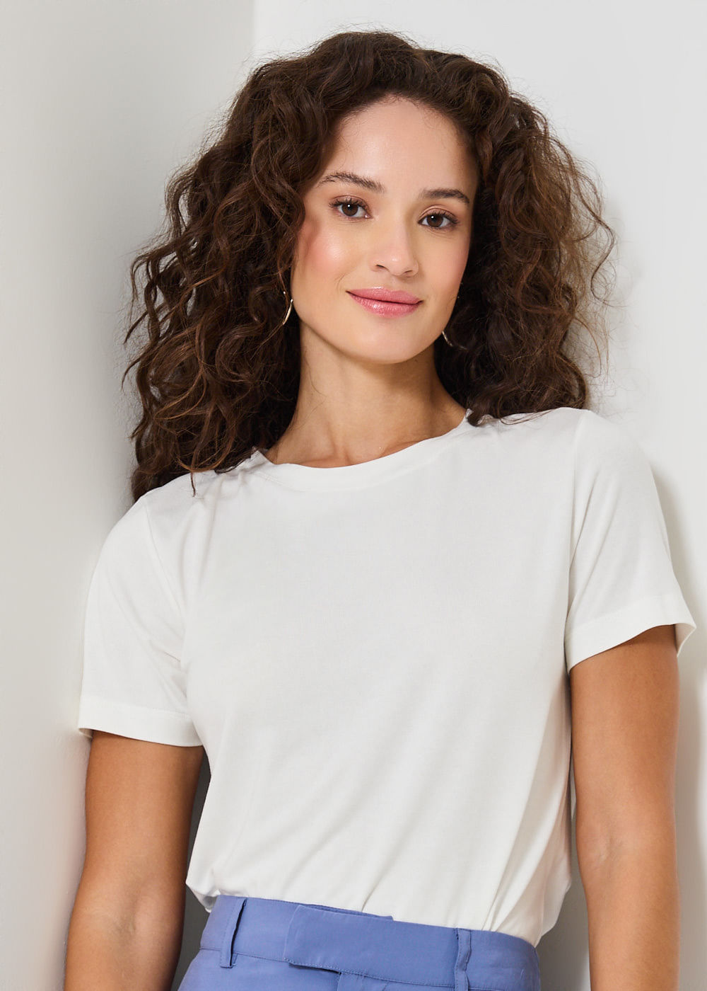67.10.3402OFW T-SHIRT BÁSICA MALHA GOLA CARECA