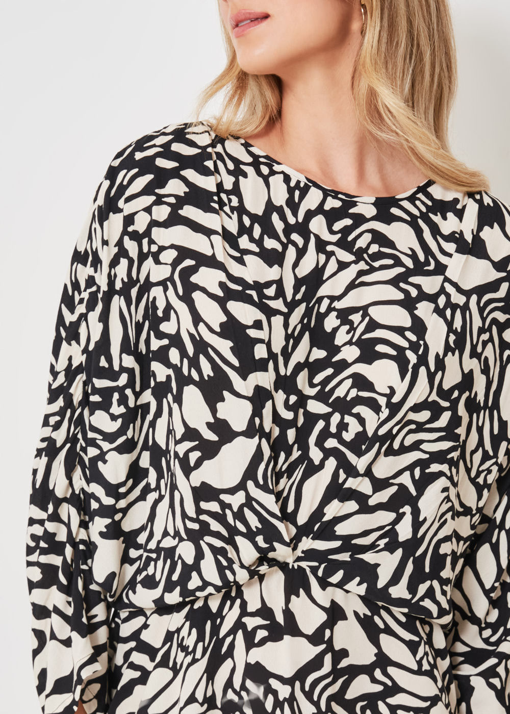 53.22.3408EST VESTIDO CURTO M/L ESTAMPA ABSTRACT CAMOUFLAGE